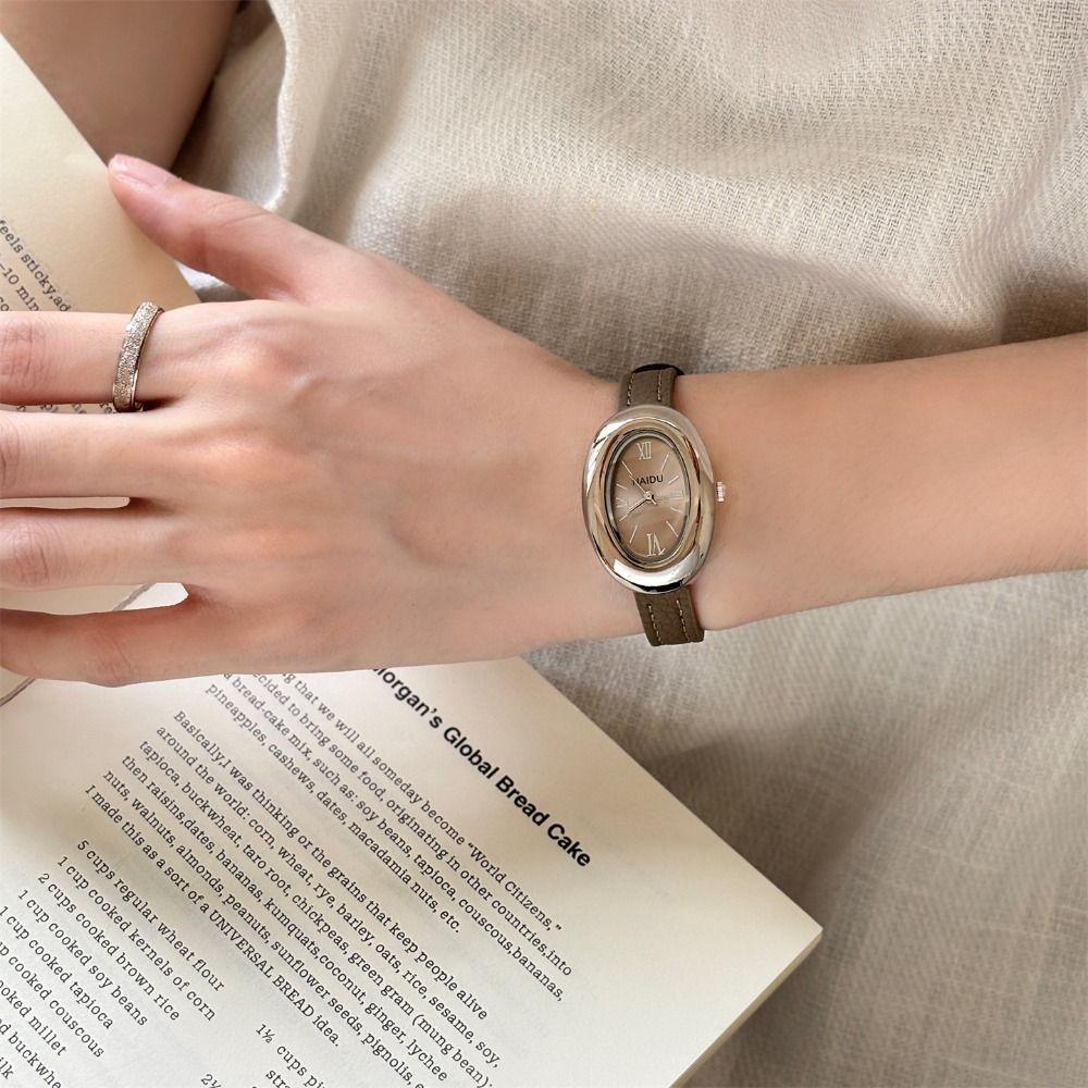 Goose Egg Shape Luxury Women Quartz Watch Soft Leather Strap Durable Vintage Oval Ladies Watches Casual Leather Strap Wristwatch