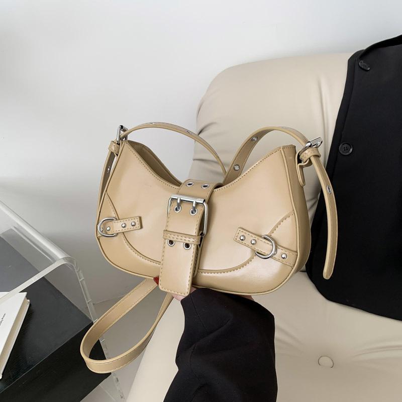 Exquisite and Fashionable Underarm Bag Women's New Solid Color Crescent Bag High Texture Trendy Temperament Messenger Bag