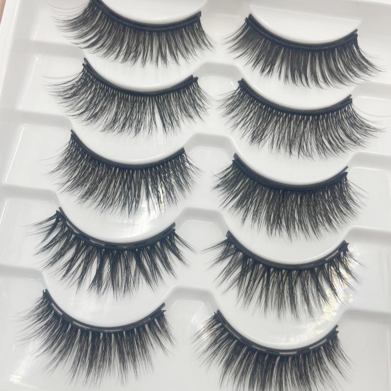 Magnetic 3D False Eyelashes: European & American Style, Thick, Curly, Natural Look, Available in Three or Five Pairs.
