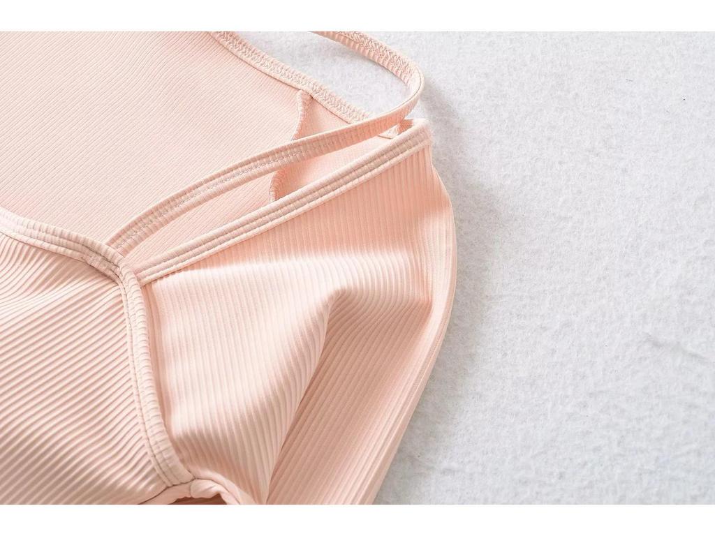 Women's Ribbed Long Sleeve Yoga Top with Chest Pads - Quick-Dry Crop