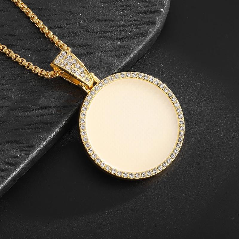 Hip-Hop Crystal Pistol Pendant, Personalized Men and Women Punk Cool Rock Rap Trend Necklace Trend Jewelry Gift