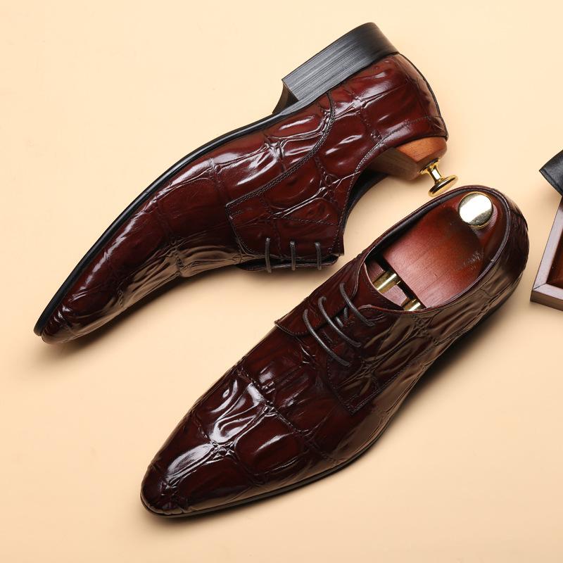 Spring and summer new pointed business crocodile pattern leather shoes men's British casual cowhide men's shoes