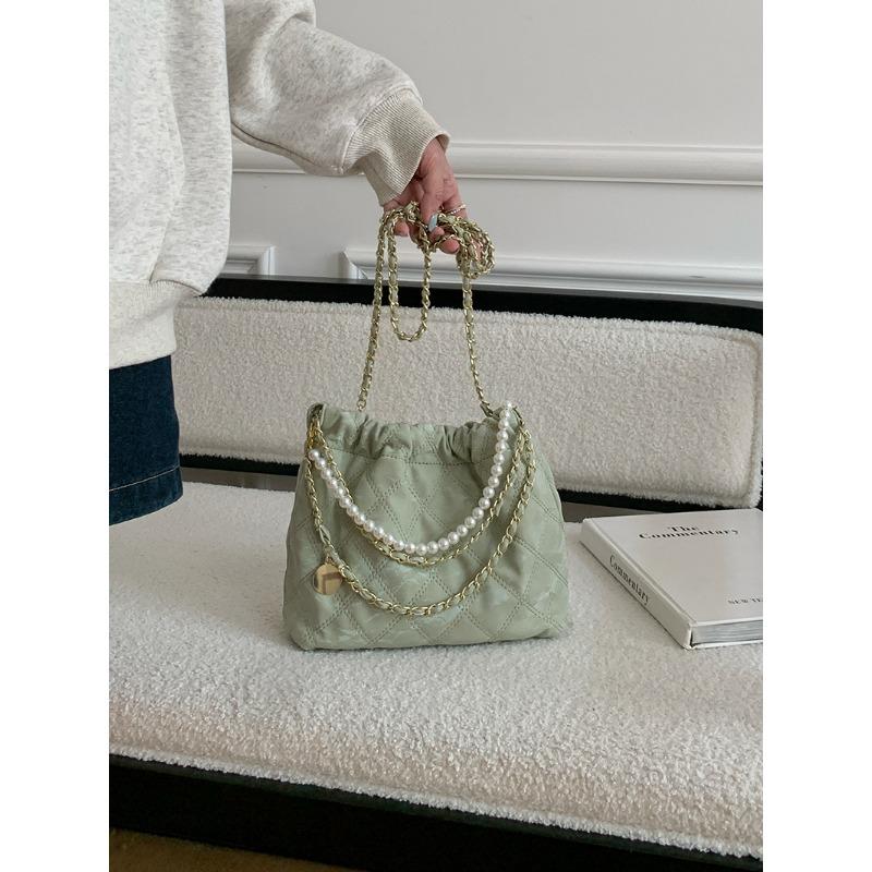 

Текстурная популярная сумка-ведро нишевого дизайна женская новая сумка-мессенджер цепочка маленькая квадратная сумка зелёный