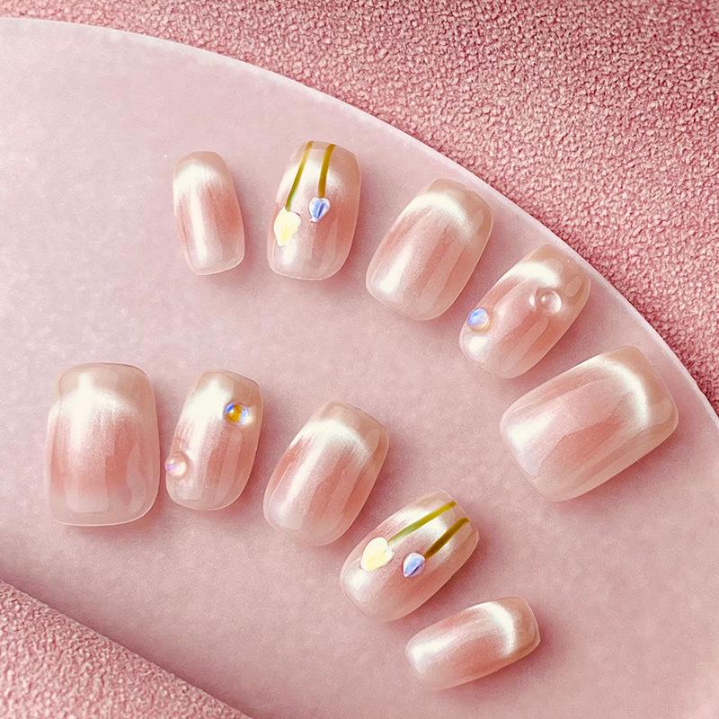 Quiet Moon Pink Tulip Cat Eye Press-on Nails - Handmade Manicure