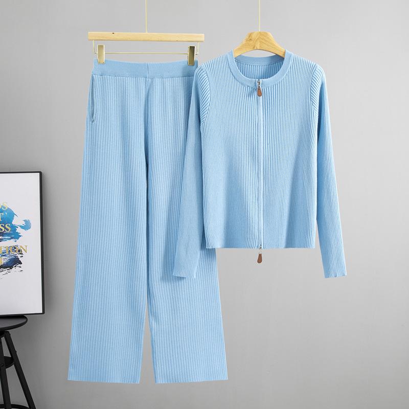Spring and Autumn's New Fashion Set for Women: Solid Color Double-zipper Round-neck Knitted Cardigan, Versatile Wide-leg Pants, Two-piece Set