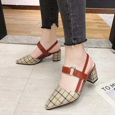 2024 frühling Sommer Frauen Schuhe Leder Strap Sandalen Frau Spitz Plaid Slingback Pumps Sandale Quadratische Fersen Neue Heiße