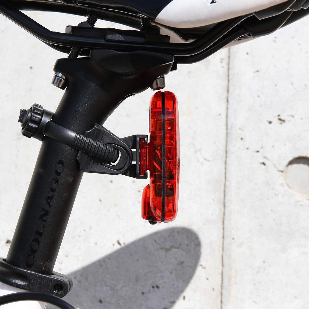 CAT EYE OMNI3 AUTO Tail Light, 36mm X 75mm X 21.9mm, TL-AU135-R, Bicycle Light