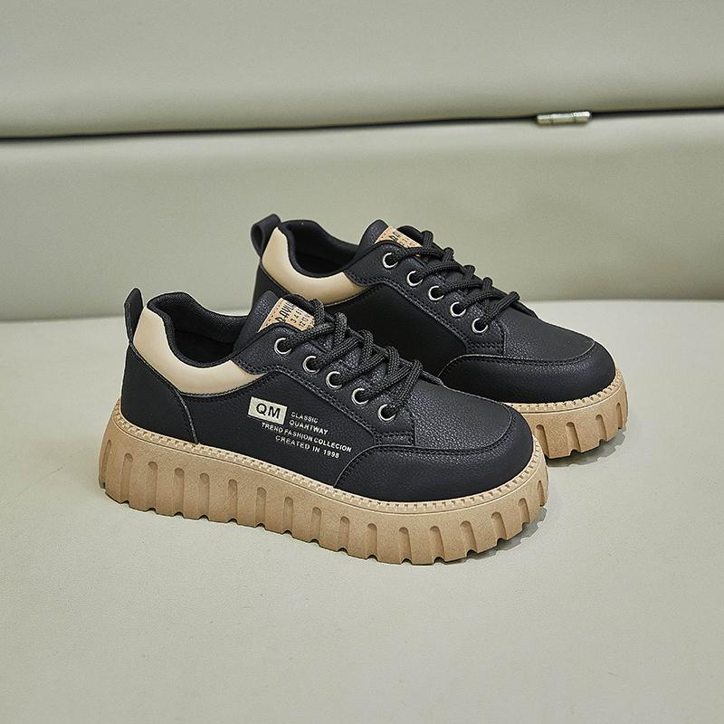 Horký výprodej Jarní módní sportovní obuv pro ženy Nová silná podrážka Ležérní pohodlné šněrovací Outdoorová dámská sportovní obuv