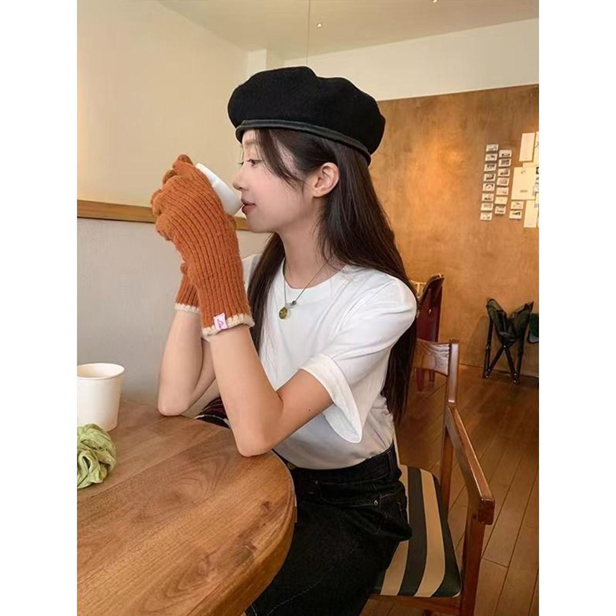 

Cool ice silk short-sleeved T-shirt women s spring and summer new white light plate top M（ 40-50kg ）