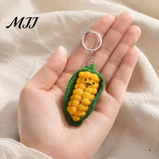 Crochet Fruit Pendant Felt Cartoon Vegetable Keychain, Garlic Pearl Mangosteen Corn Eggplant Bag Decoration Pepper Keyring Pendant, Handmade Keychain