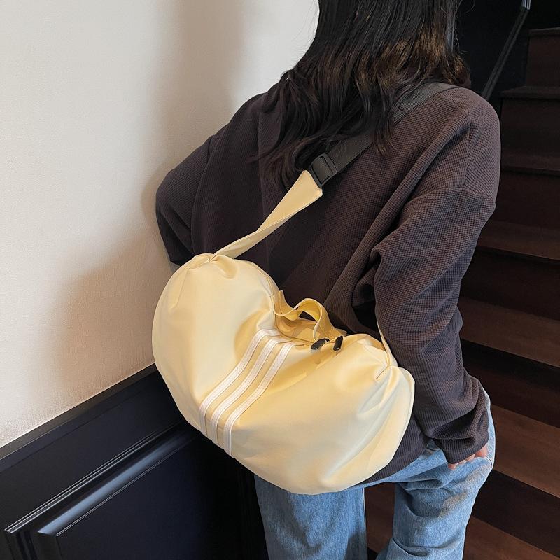 

Водонепроницаемая сумка через плечо из ткани Оксфорд, повседневная спортивная сумка для спортзала, летняя повседневная сумка для экскурсий и путешествий, сумка-пельмень через плечо 20-35L