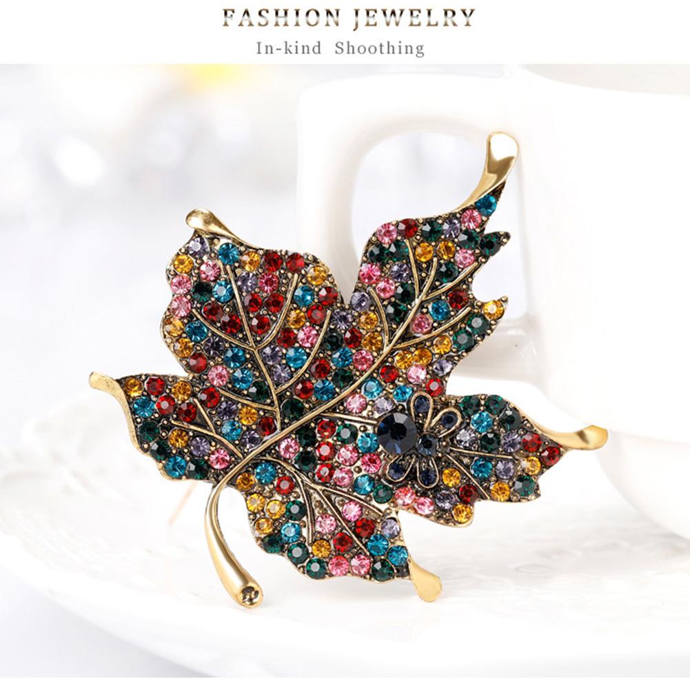 Vintage Brooch Colorful Maple Leaf Pins for Women Wedding Rhinestone Metal Badges Jewelry
