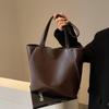 2026 Herbst und Winter Leder Tragetasche Große Kapazität Schultertasche Damen Modische Handtasche