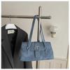 Trendy PU Leather Shoulder Bag Large Capacity Versatile Underarm Bag Lightweight Retro Commute Bag Daily Use