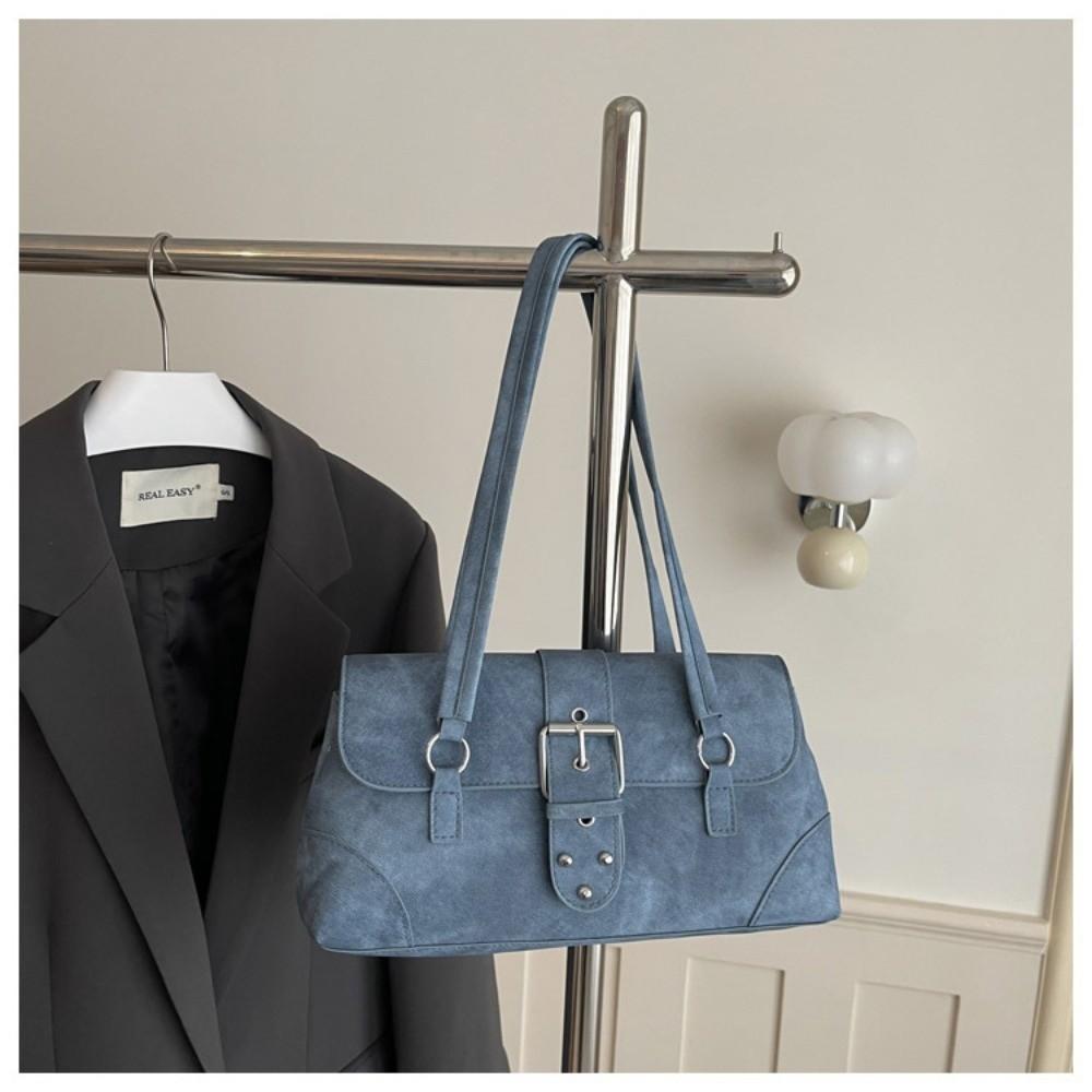 Trendy PU Leather Shoulder Bag Large Capacity Versatile Underarm Bag Lightweight Retro Commute Bag Daily Use