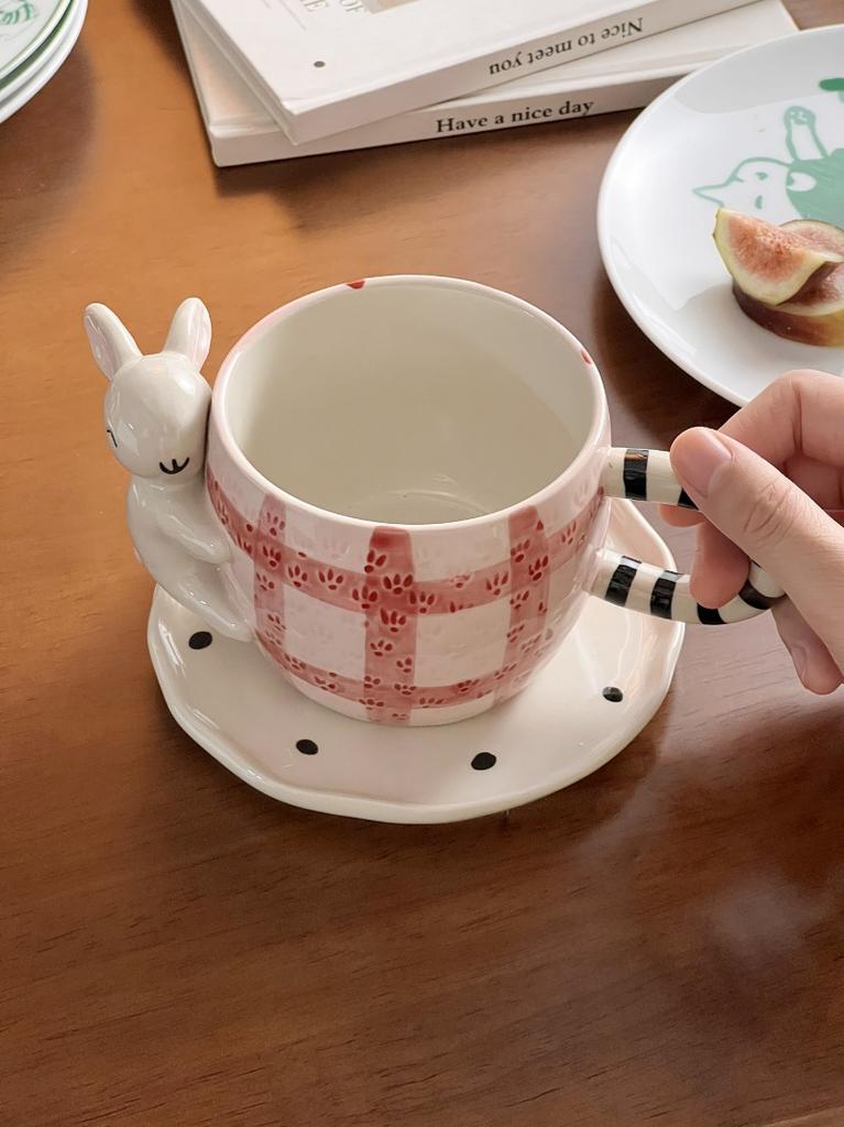 BR450ml Ceramic Hand-painted Coffee Cup Set Japanese Cute Hug Rabbit Three-dimensional Cup with Dish Children's Beverage Water CupEY