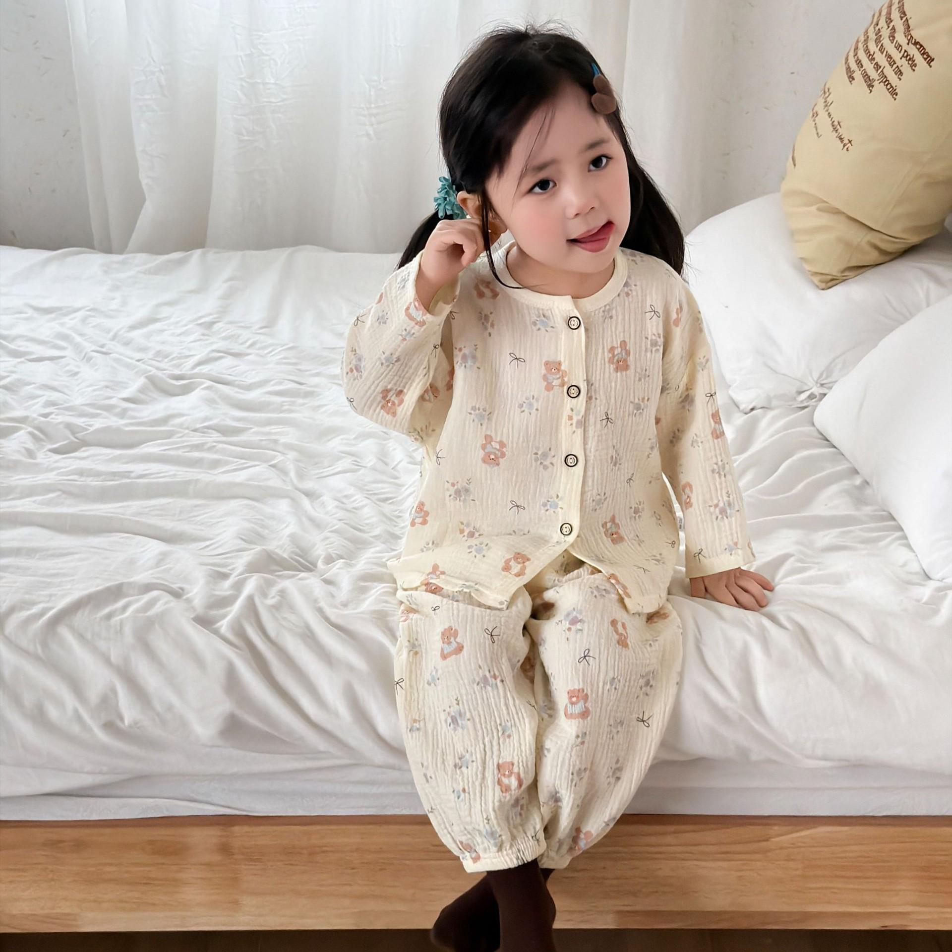 Children s Cotton Cartoon Pajamas - Unisex Nine-Sleeve Home Wear Set 80