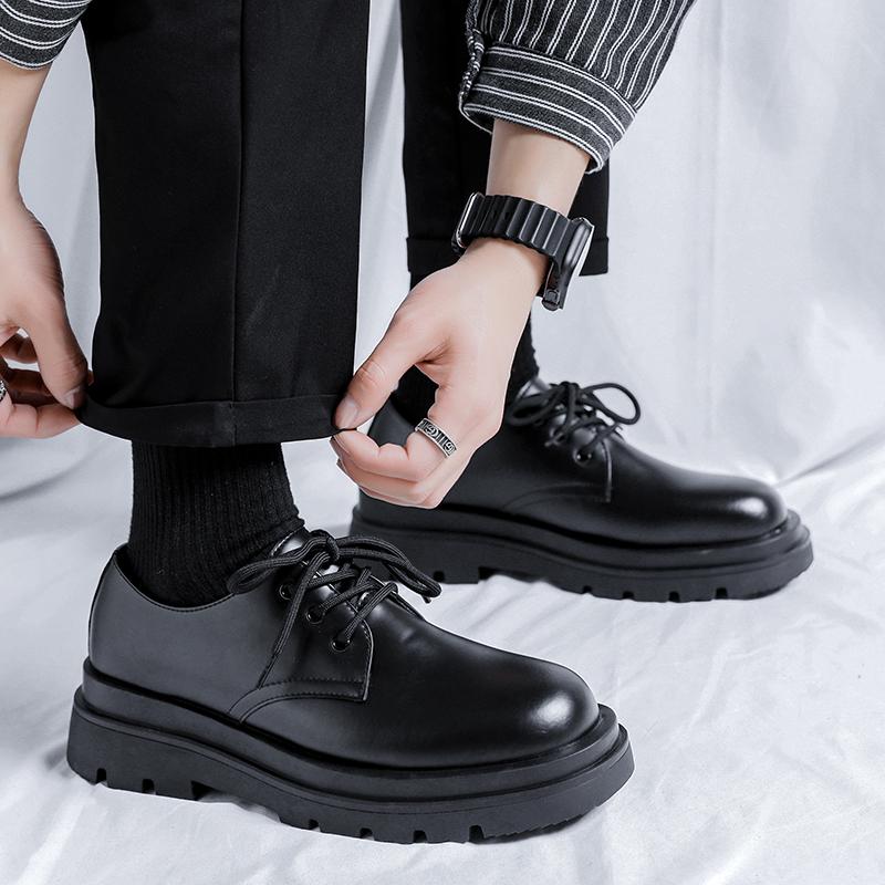 Fashion DRESS Business men's leather shoes Classic minimalist style Groom's wedding and fashion party Thick soled Black shoes Trendy