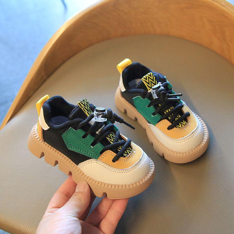 Kinderschuhe mit fester Sohle Jungen Frühling und Herbst neue Kinder- und Mädchenschuhe Baby-Sportschuhe lässige Klassenkameraden trendig