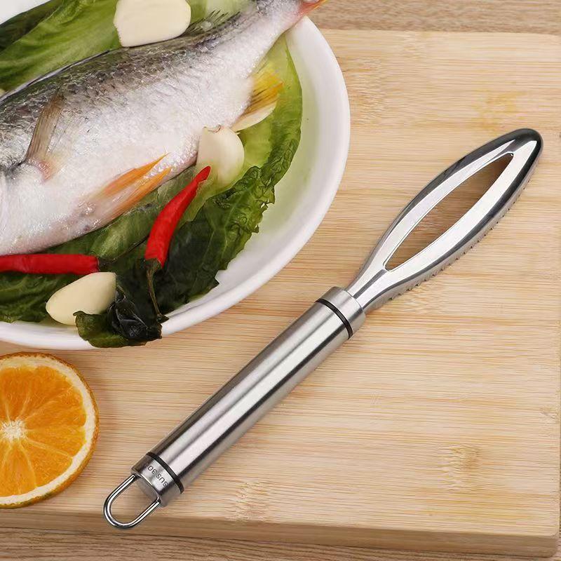 High-quality Stainless Steel Double-row Tooth Fish Scale Planer To Scrape Fish Scales by Hand. Kitchen Accessories