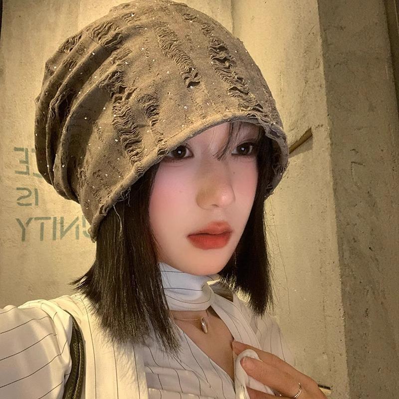 Retro Hole Wasteland Wind Cold Hat Women's Autumn and Winter Loose Versatile Pile Hat Show Face Small Hat Tide