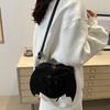 New Trendy and Personalized Wing Shoulder Bag Versatile Fashion Design Women's Crossbody Bag Box Handbag and Purse CLE