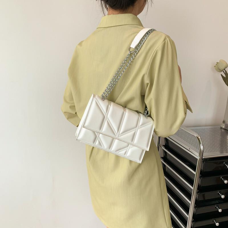 Stylish Pu Material Women's Chain Shoulder Bag Trendy Small Square Purse For Daily Use