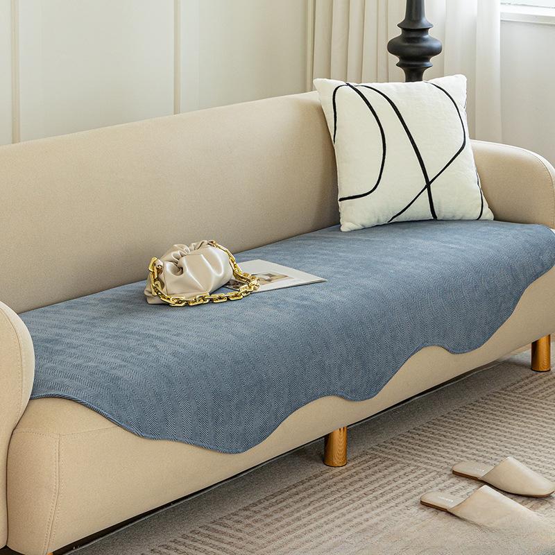 

Простая однотонная диванная подушка неправильной формы, универсальный высококачественный нескользящий кожаный чехол для дивана, четыре сезона, полотенце 70*70