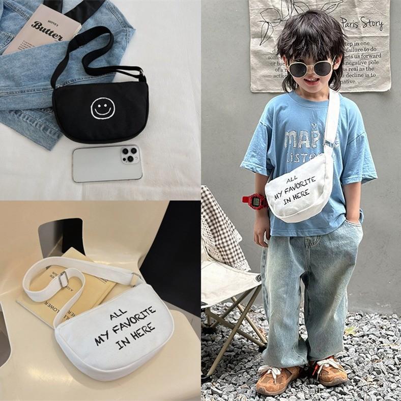 Shoulder Nylon Kids Bag With Letter And Smiley Face Print Design Outings For