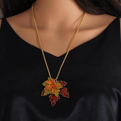 New Maple Leaf Vintage Necklace Autumn And Winter All-match Leaf Pendant Accessories