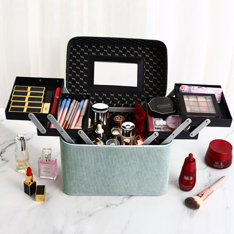 Вельветовая трехъярусная косметичка (зеленый)