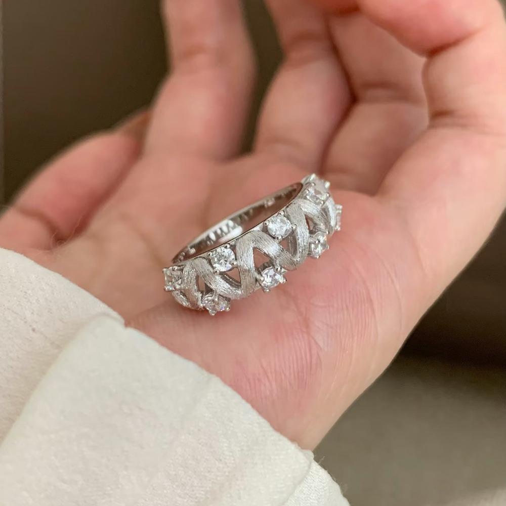 

Open Ring Women Elegant Wave Lace Floral Ball Micro Inlay Craft Light Luxury Stretchable Ring adjustable