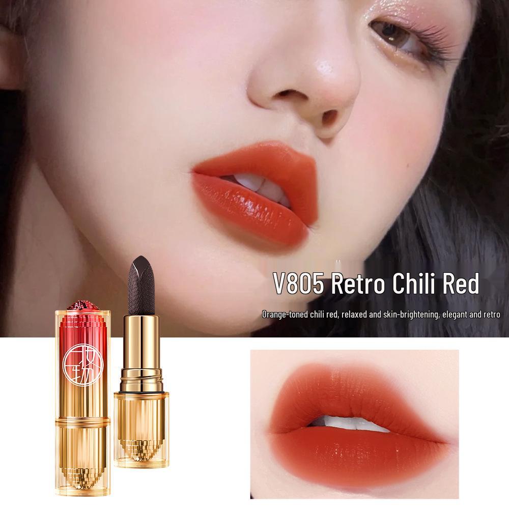 Black Gold Honey Extract Non-Stick Lip Gloss: Glossy, Long-Lasting, Temperature-Activated Color Lip Balm.