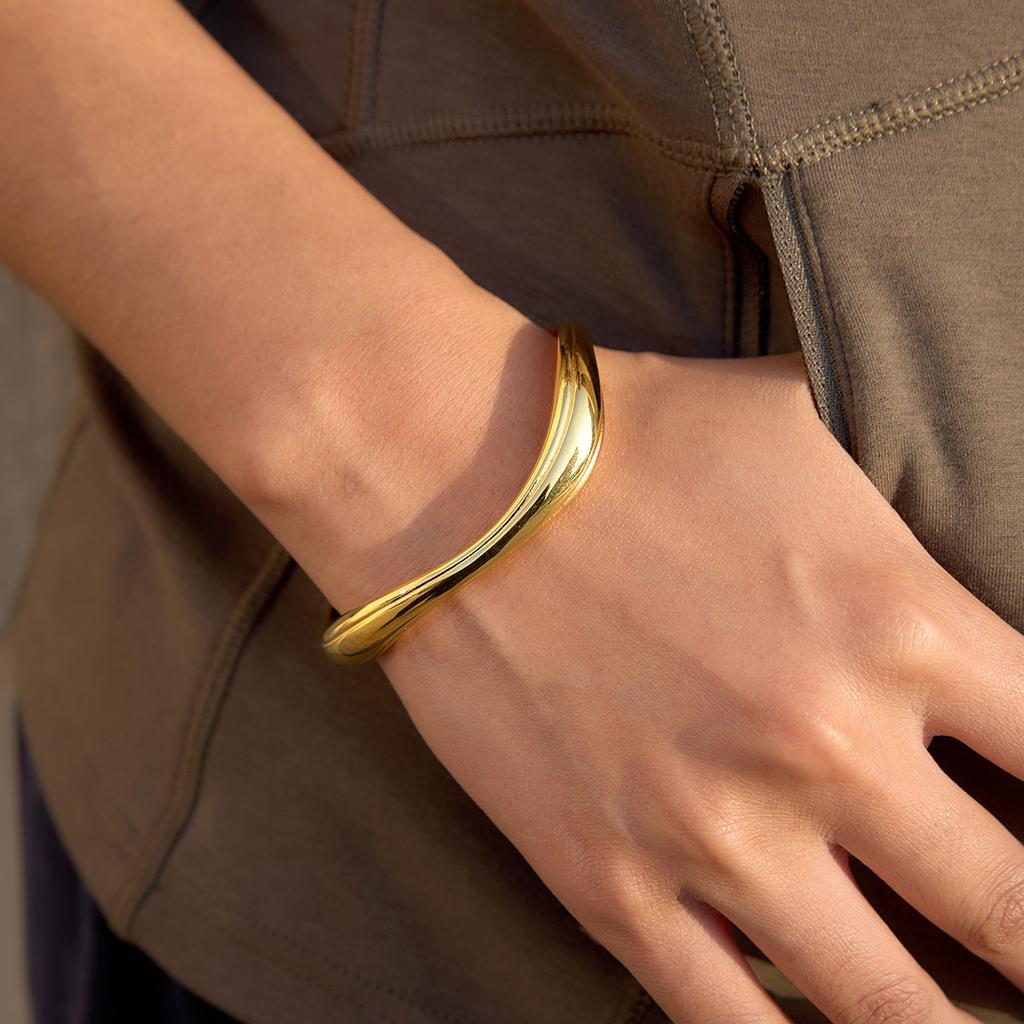 Stainless Steel Bracelets Set Gold Plated with Irregular Metal Cuff Delicate Chains Minimalist Layering Jewelry for Women