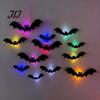 Gruselige Eingang Dekoration Halloween 3D Beleuchtete Fledermaus Wanddekoration, Abnehmbare Filz Fledermaus Aufkleber, Verschiedene Montierte Verzierungen Größe, LED Leuchtende Haftsticker