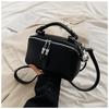Ielgy Pillow Bag Niche Design Fashion Crossbody Bag Ladies Portable Small Bag
