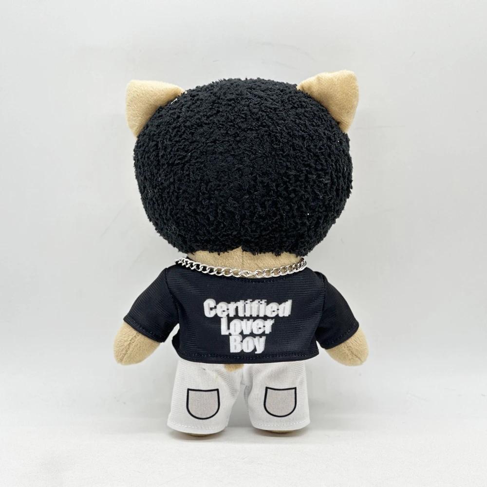 24cm Hello Cat Drake Plüschtier mit schwarzem Freizeitanzug Plüschtierfigur Stofftiere Niedliches Jungen Mädchen Geburtstagsgeschenk