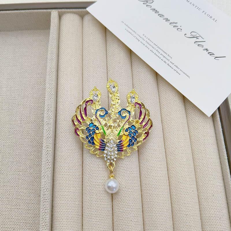 Colorful Retro Peacock Brooch Creative Pin  Personalized Jewelry Accessories Y2K Fashion Party Clothing Trend Gift
