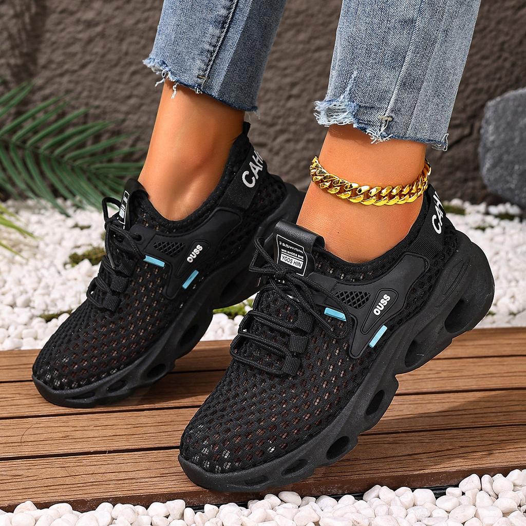 Shoes: Women's 2025 Summer New Casual Sneakers: Fly-Woven Mesh, Breathable, Lightweight, Soft Soles, Versatile Lace-Up Single Shoes