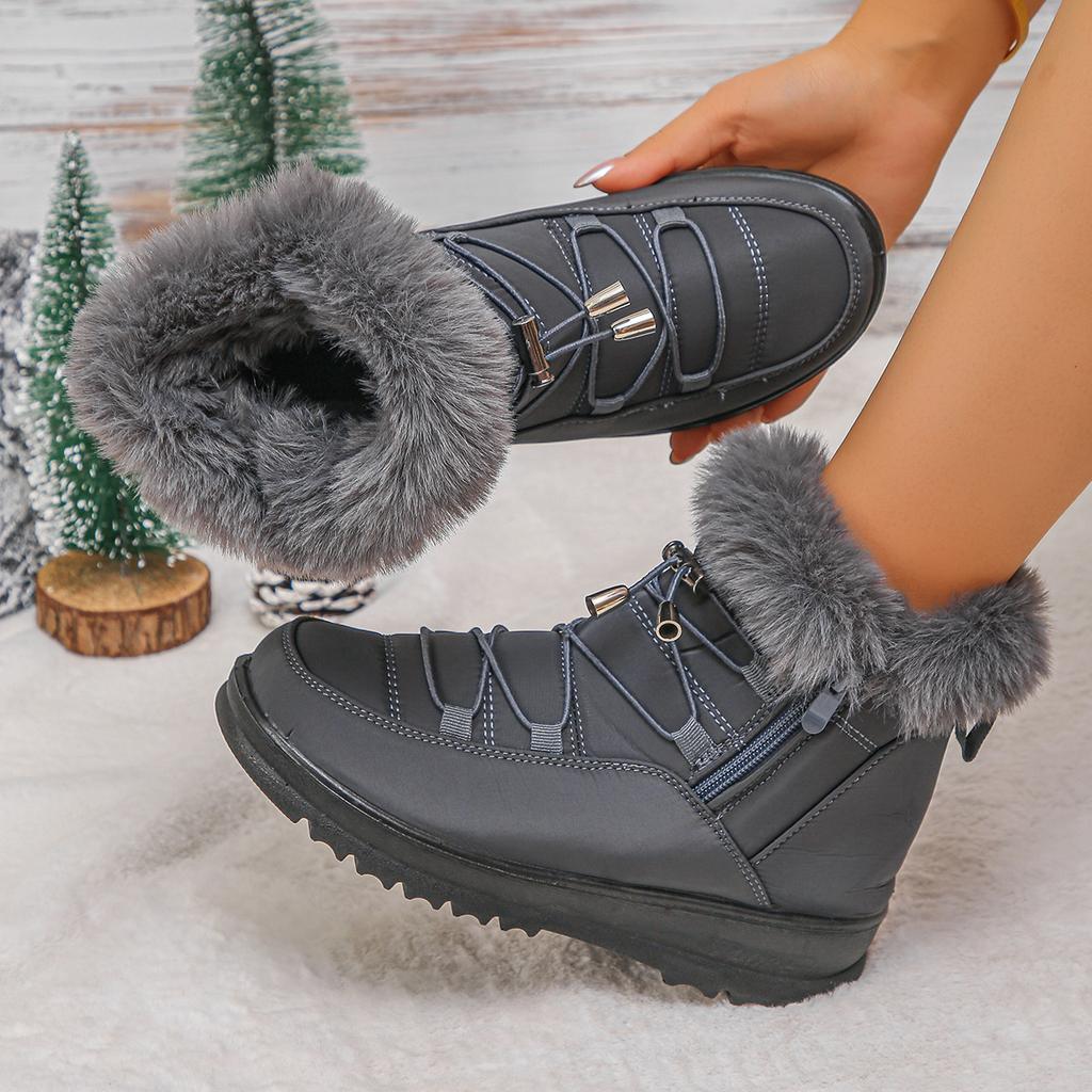 2025 New Women's Snow Boots Winter Warm Short Boots Piled Thickened Northeast Cotton Shoes Large Size Women's Shoes