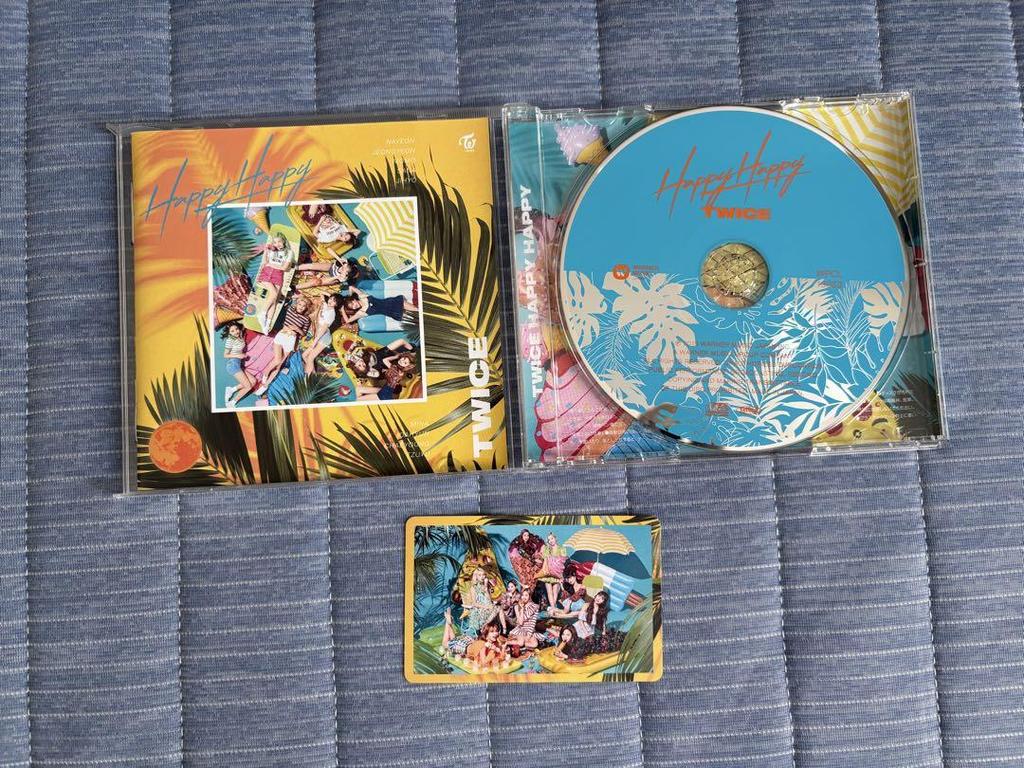 [USED] TWICE Album