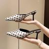 Damen Polka-Dot Spitz zulaufende Geschlossene Satin Slip-On High-Heel Schuhe, Weinrot Stiletto-Stil.