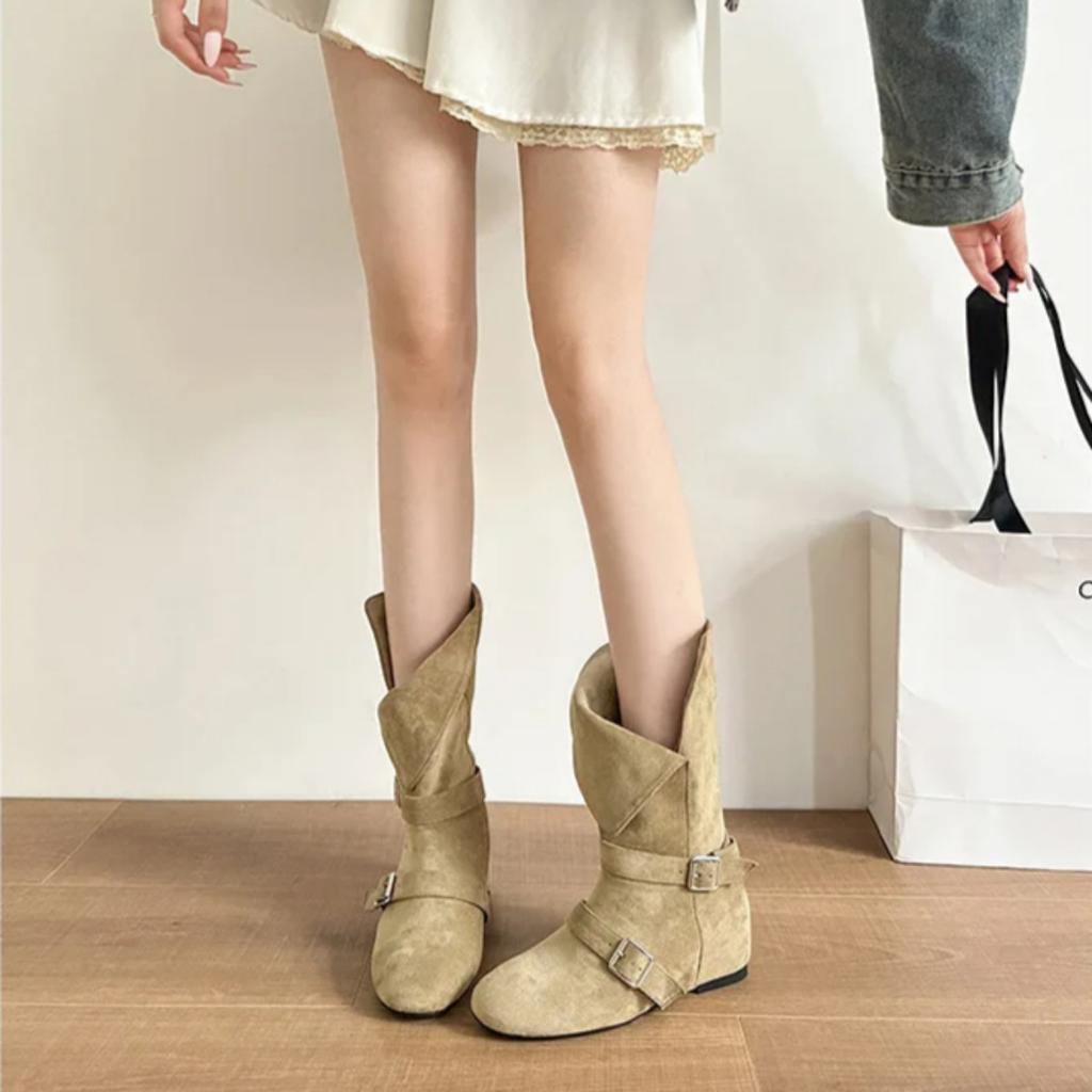 Seoul Inspired Round Toe Motorcycle Boots Women Metal Bule Velvet Surface Knight Sle Mid-Calf Flat Heel Booties Hight Top Shoes