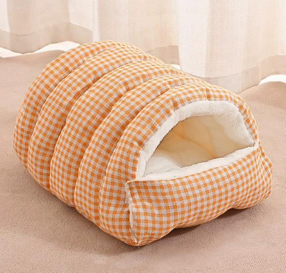 Four Seasons Enclosed Cat Bed: Cozy Winter Tent for Kittens