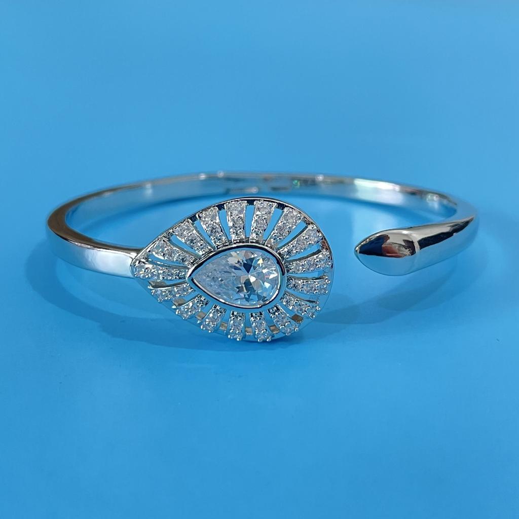 Water Drop Zircon Open-ended Women's Bracelet, Fashionable, Simple and High-end Bracelet