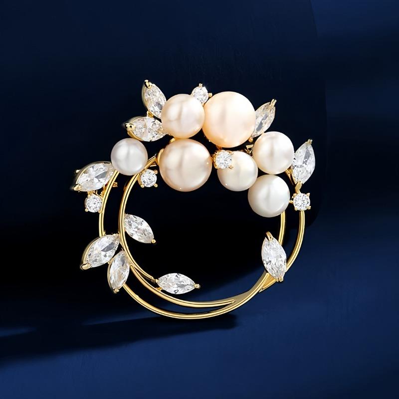 Star Pearl Flower Ring Pin - A Luxurious Design Pearl Brooch with A Light and Exquisite Touch.