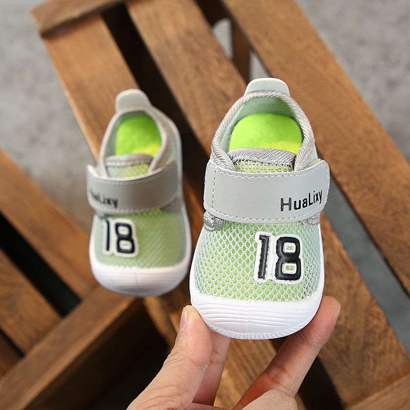 Solid bottom 0-1-3 year old baby breathable mesh shoes boys and girls sports shoes summer soft sole non-slip baby toddler shoes