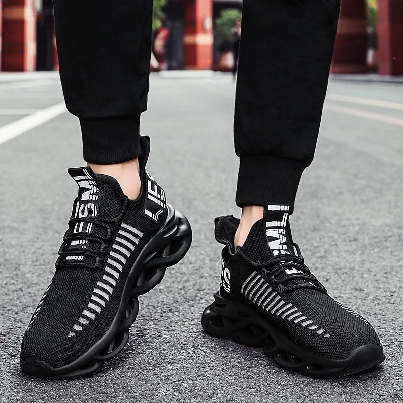 38-46 Size Platform Men Black Sneakers Flexible Breathable Men's Running Shoes Lightweight Comfortable Non-slip Unisex Sneakers