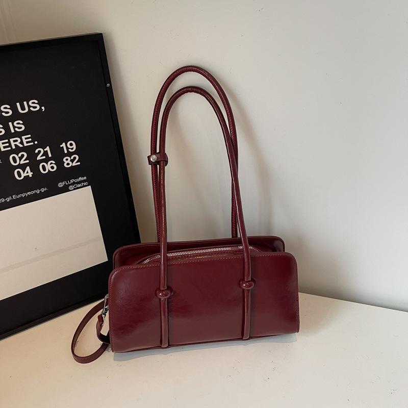 Retro Bag Women's Large Capacity 2025 New Autumn and Winter Versatile Shoulder Underarm Bag Casual Texture Commuter Pillow Bag