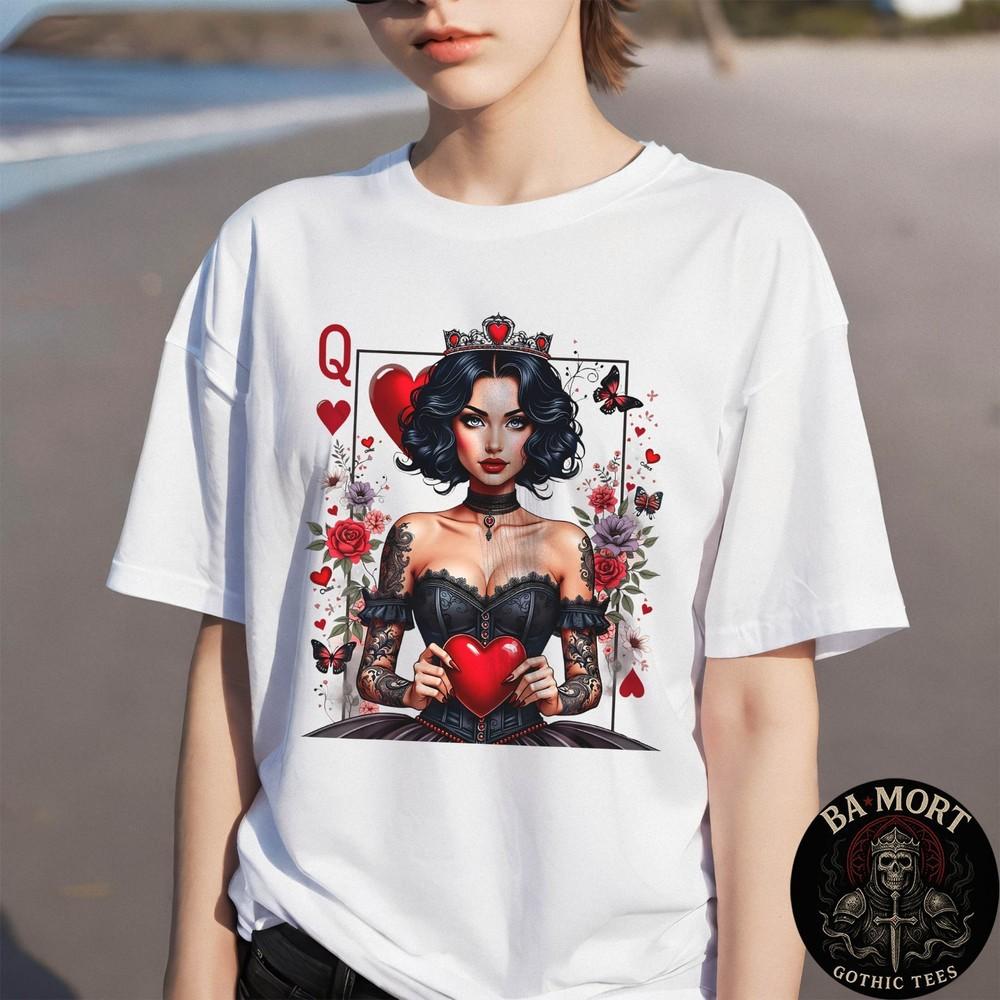 Gothic Queen Of Hearts TShirt Unisex T-Shirt S